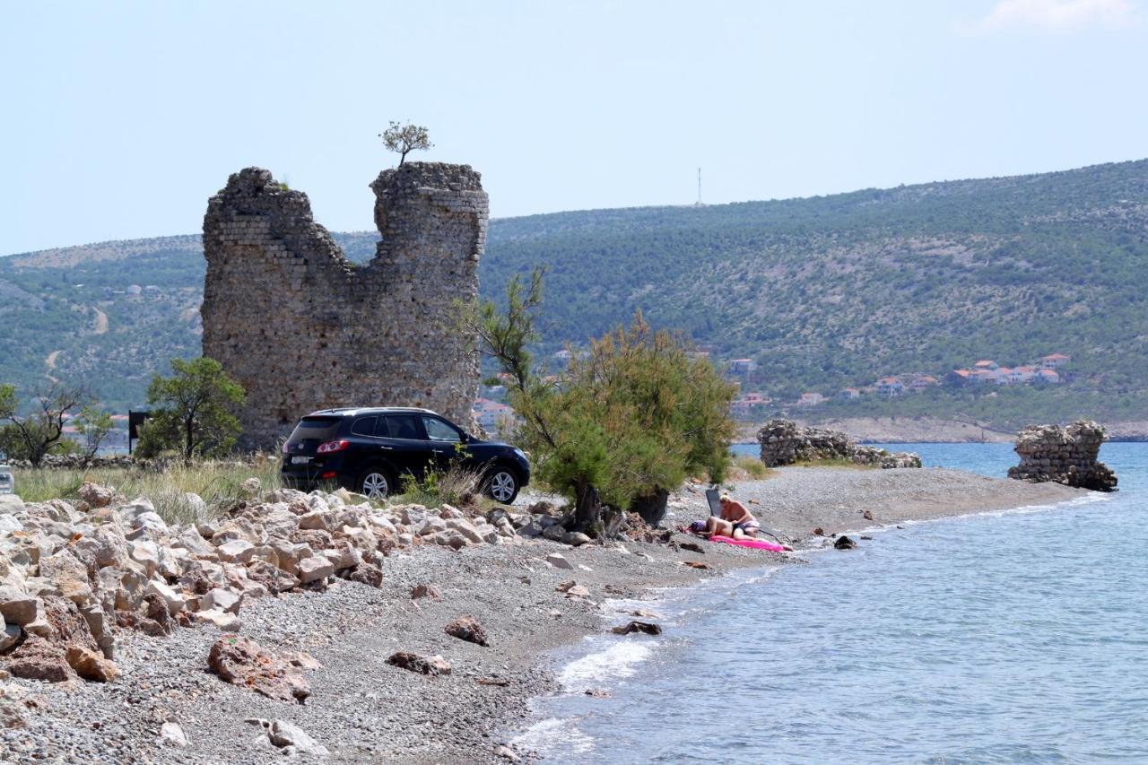 Apartments And Rooms By The Sea Starigrad, Paklenica - 6591 Exteriör bild