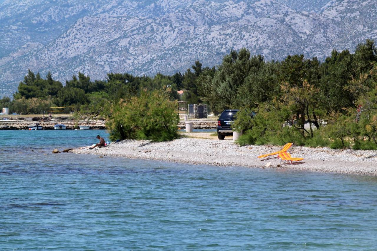 Apartments And Rooms By The Sea Starigrad, Paklenica - 6591 Exteriör bild