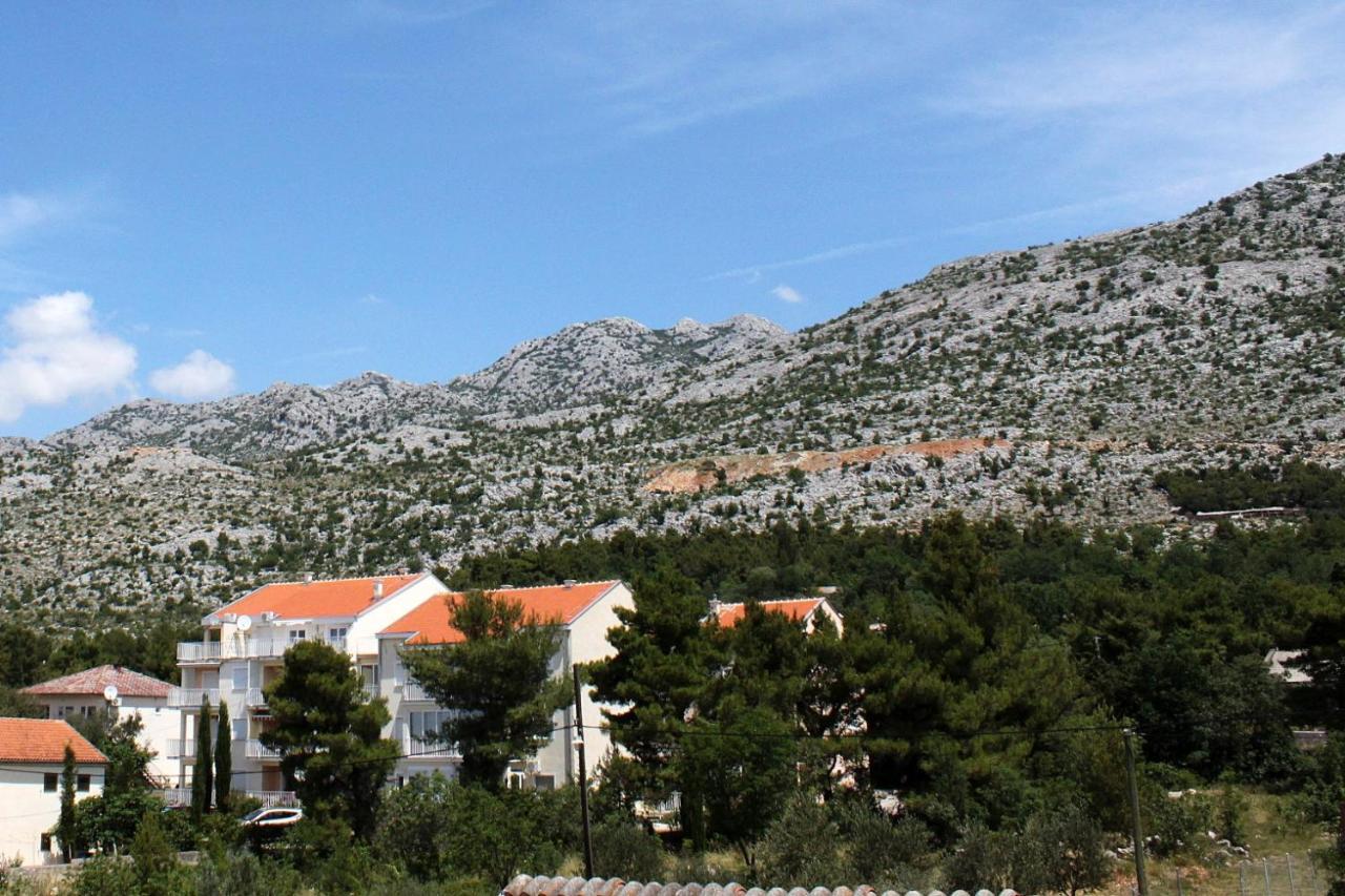 Apartments And Rooms By The Sea Starigrad, Paklenica - 6591 Exteriör bild